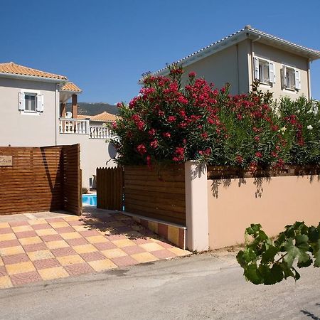 Le Torri Villas By Nidri Holiday Villas Exterior foto