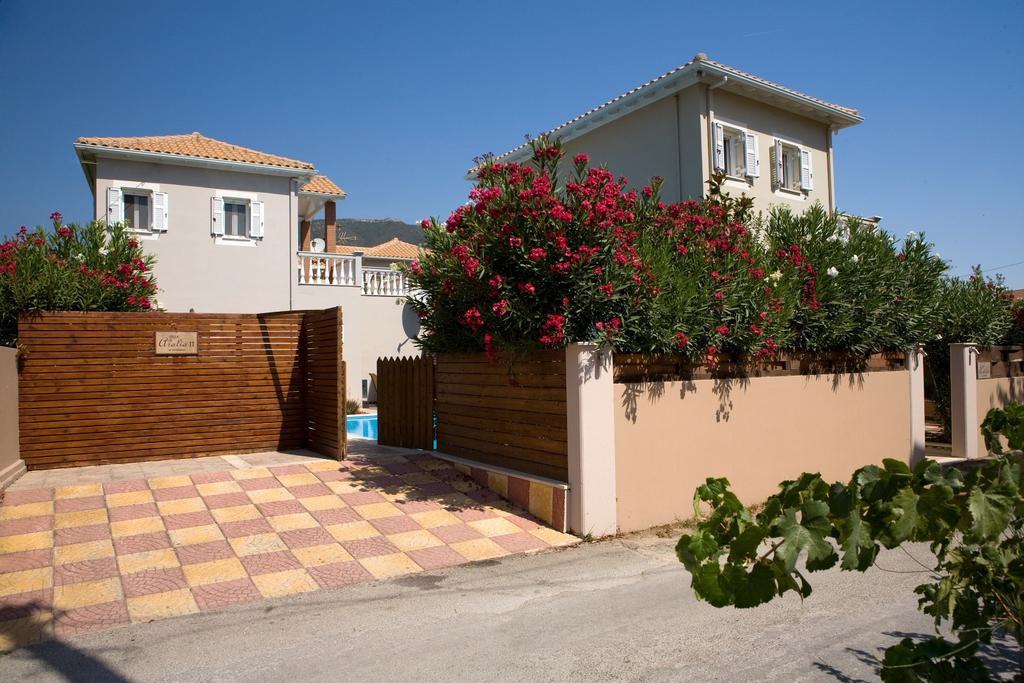 Le Torri Villas By Nidri Holiday Villas Exterior foto